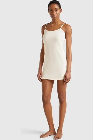 Benetton Stretch Slip