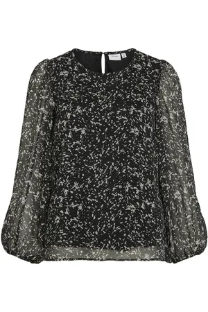 VILA Round Neck Long Sleeved Blouse