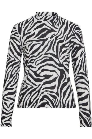 VILA High Neck Long Sleeved Top
