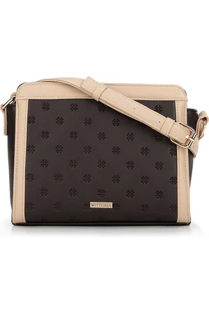 Wittchen Damska torebka crossbody z tłoczonym monogramem brązowa