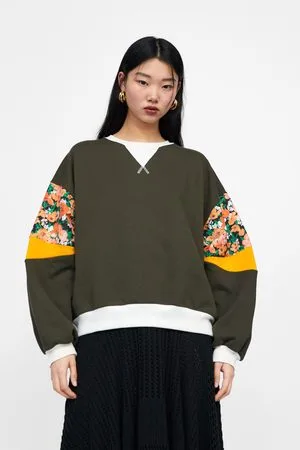 Zara Sweatshirt with contrast floral print sleeves
