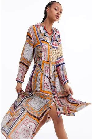 Zara Sukienka z tkaniny plumeti z nadrukiem