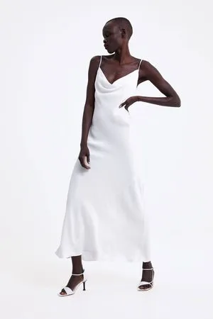 Zara Kobieta Sukienki - Sukienka w stylu bieliźnianym z tkaniny satynowanej